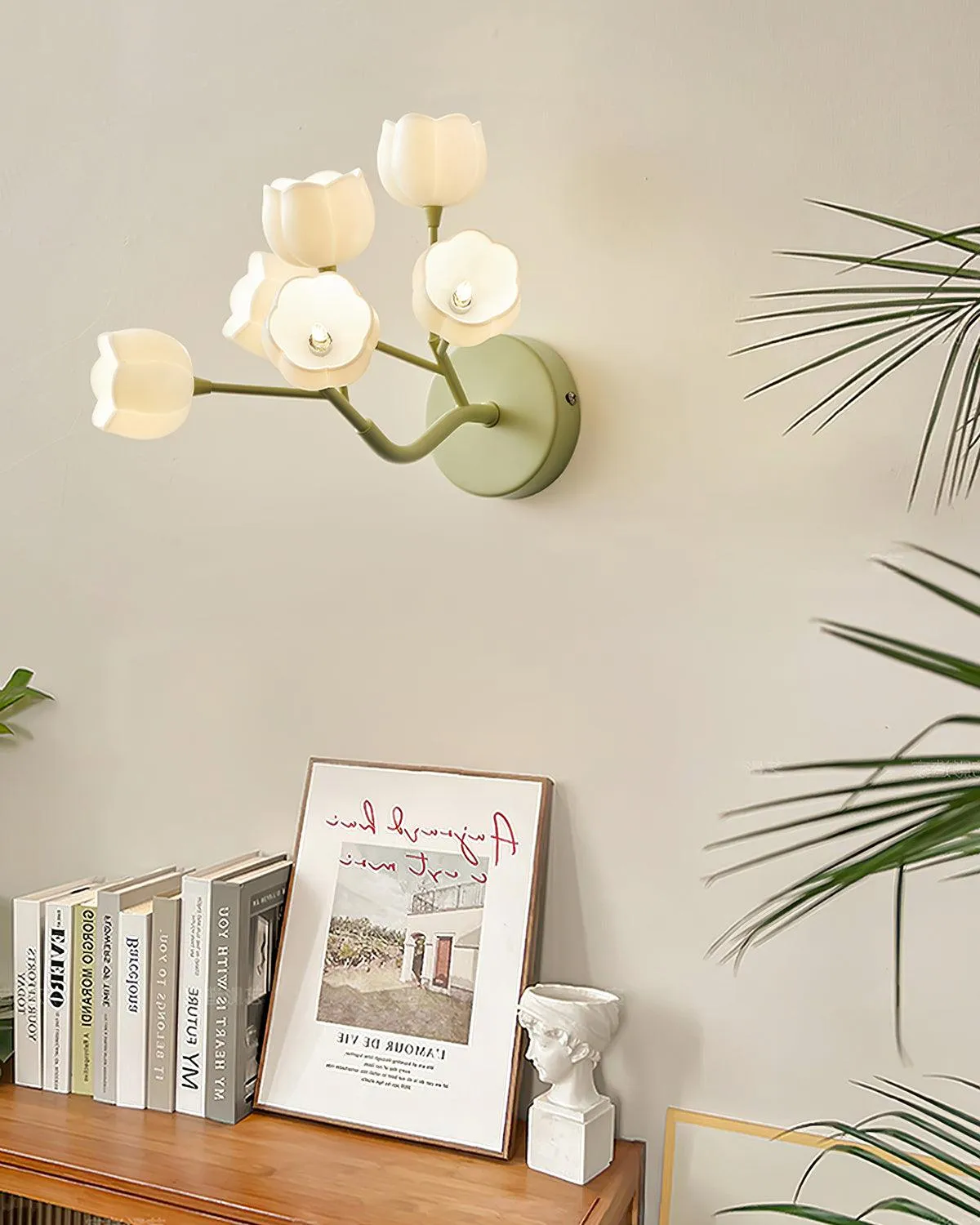 Rei Flower Wall Lamp